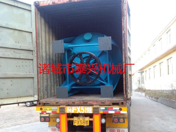 出口乌兹别克斯坦的造纸设备发货现场.jpg